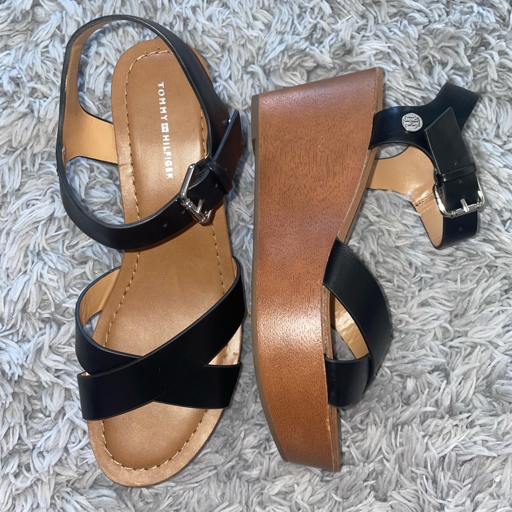 tommy hilfiger wedges